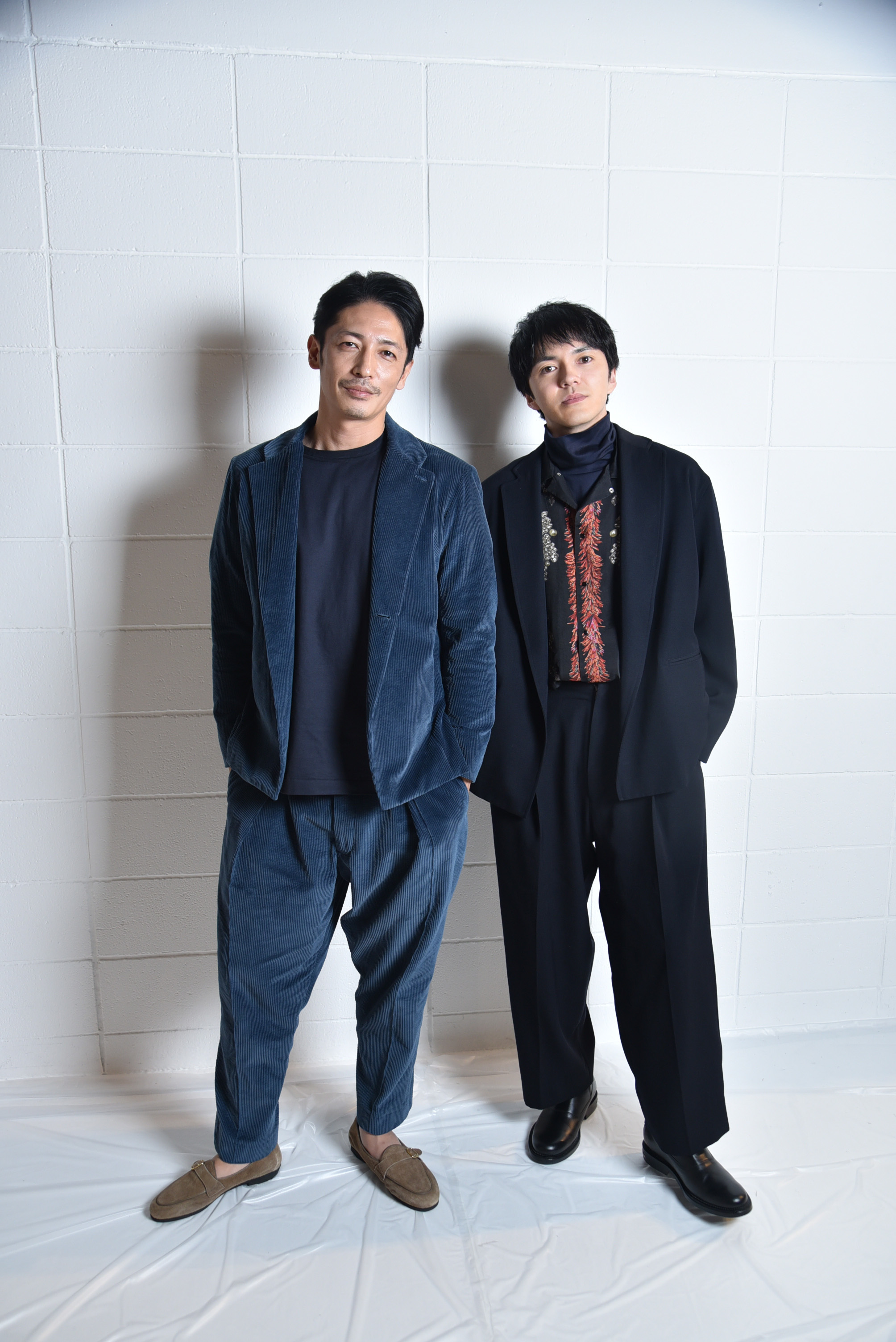 左から、玉木宏、林遣都