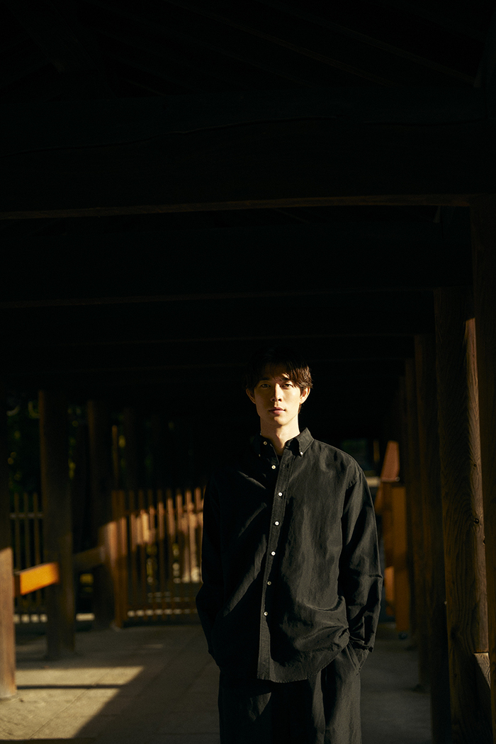 （C）MEN’S NON-NO宮沢氷魚１st写真集（タイトル未定） 未収録アザーカット／集英社撮影／尾身沙紀(io)
