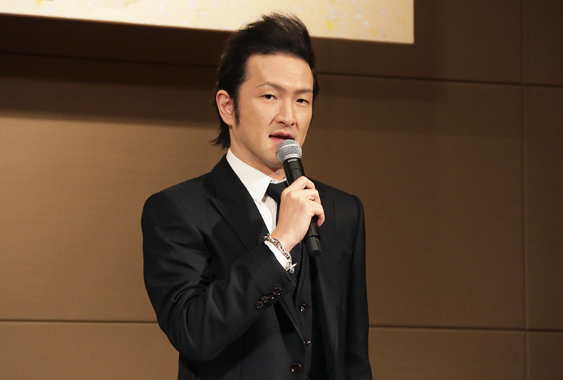 中村獅童