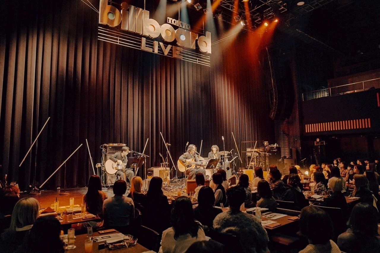 SIX LOUNGE　撮影＝masushi watanabe