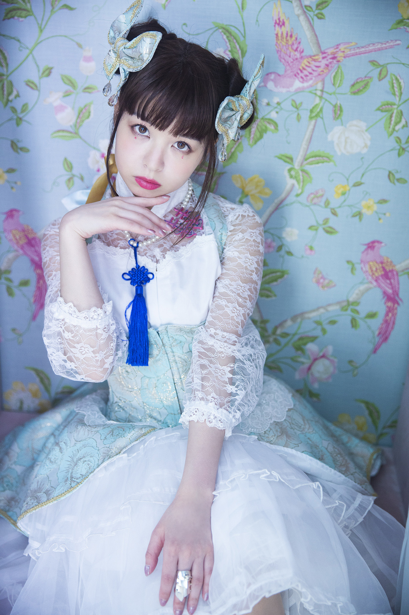 『春奈るな1stフォトブック LUNA』より (C)️KADOKAWA PHOTO/ISHIZUKA MASATO