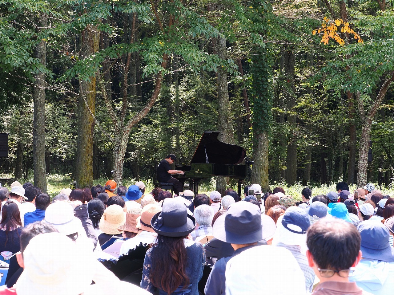 『富士山河口湖ピアノフェスティバル 2023 ピクニック・コンサート』河口湖総合公園にて （C)Tomoko Hidaki