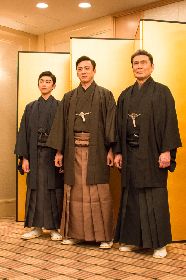 松本白鸚、幸四郎、染五郎襲名記念風呂敷 松本幸四郎、37年ぶり親子3代同時襲名に感慨「一つの区切りの
