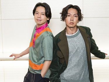 屋良朝幸＆中川晃教が久方ぶりの『SONG WRITERS』再演で共演　互いのことや意気込みを聞く