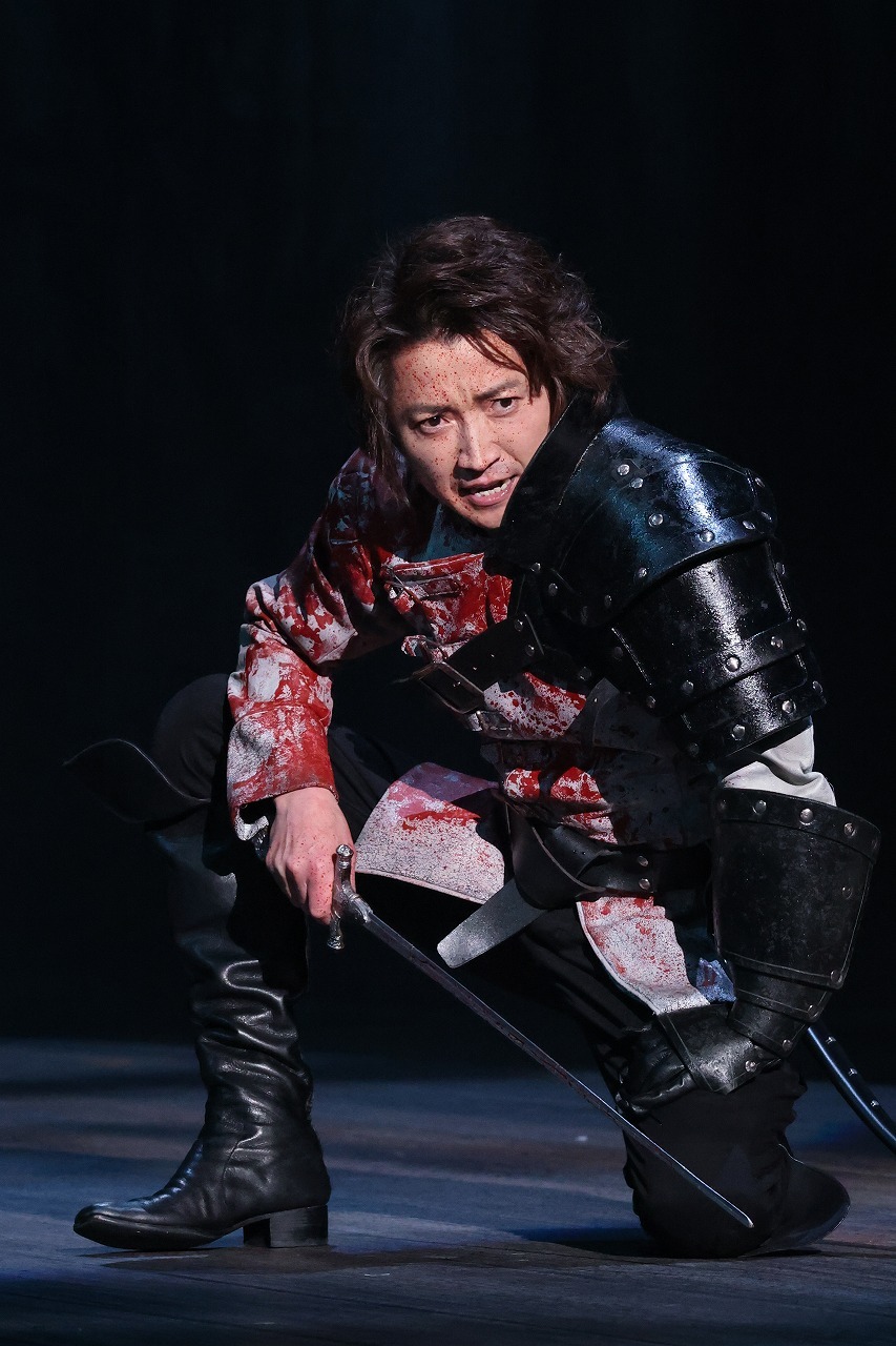 マクベス役：藤原竜也