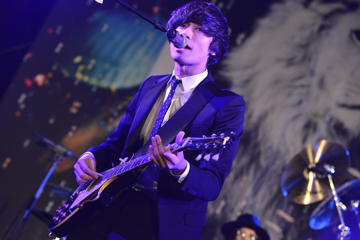 [Alexandros] photo by AZUSA TAKADA
