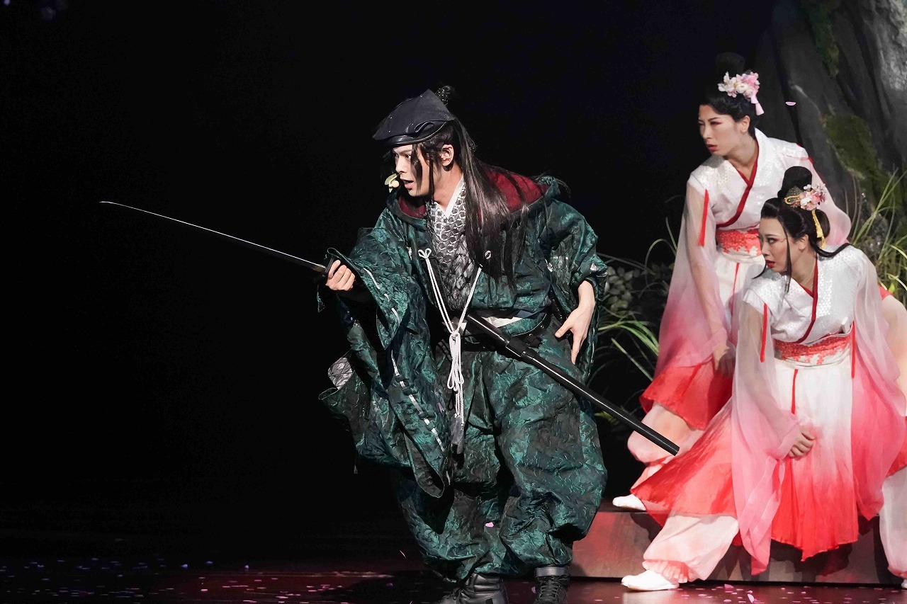劇団☆新感線、44周年興行は主演の生田斗真生誕39年を記念しての
