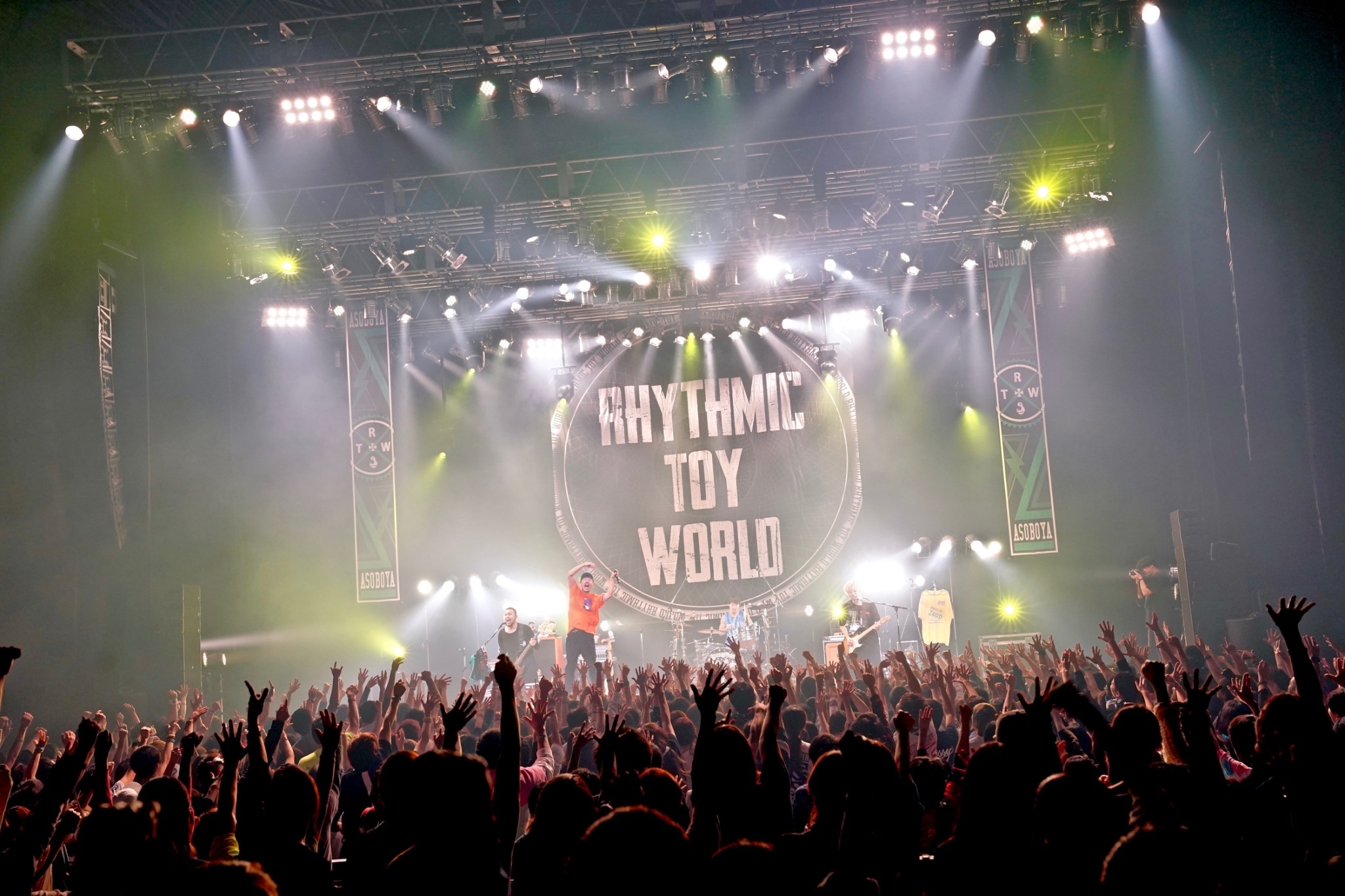 Rhythmic Toy World 撮影＝佐藤広理