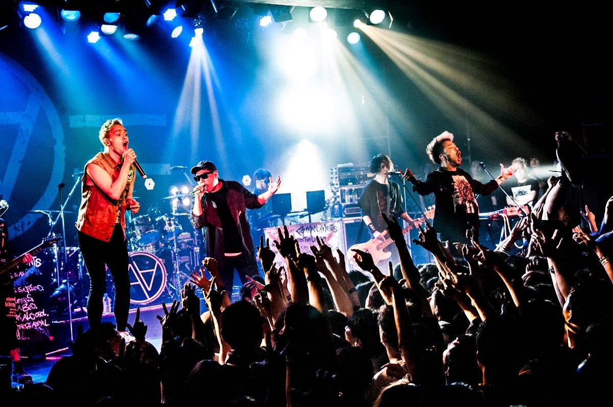 AA=、MASATO（coldrain）、Koie（Crossfaith）／撮影＝浜野カズシ