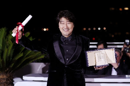 是枝裕和監督の韓国映画『ベイビー・ブローカー』ソン・ガンホが最優秀男優賞に輝く　エキュメニカル審査員賞とあわせ2冠