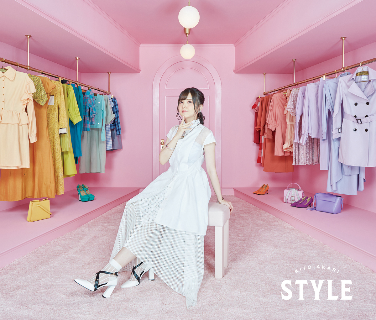 鬼頭明里1stアルバム「STYLE」初回限定盤ジャケット写真