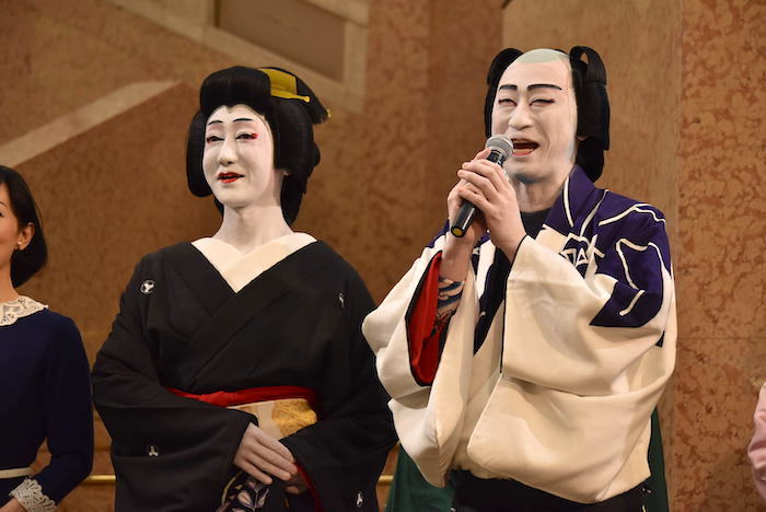 河合雪之丞、喜多村緑郎（左から）