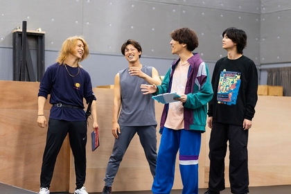 梅棒、最新作『FINAL JACKET』稽古場レポート～11人で挑む、“新しい梅棒”のはじまり～櫻井竜彦＆SuGuRuミニインタビューも！