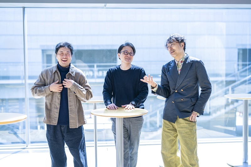 （左から）金子岳憲、柳沼昭徳、石橋徹郎