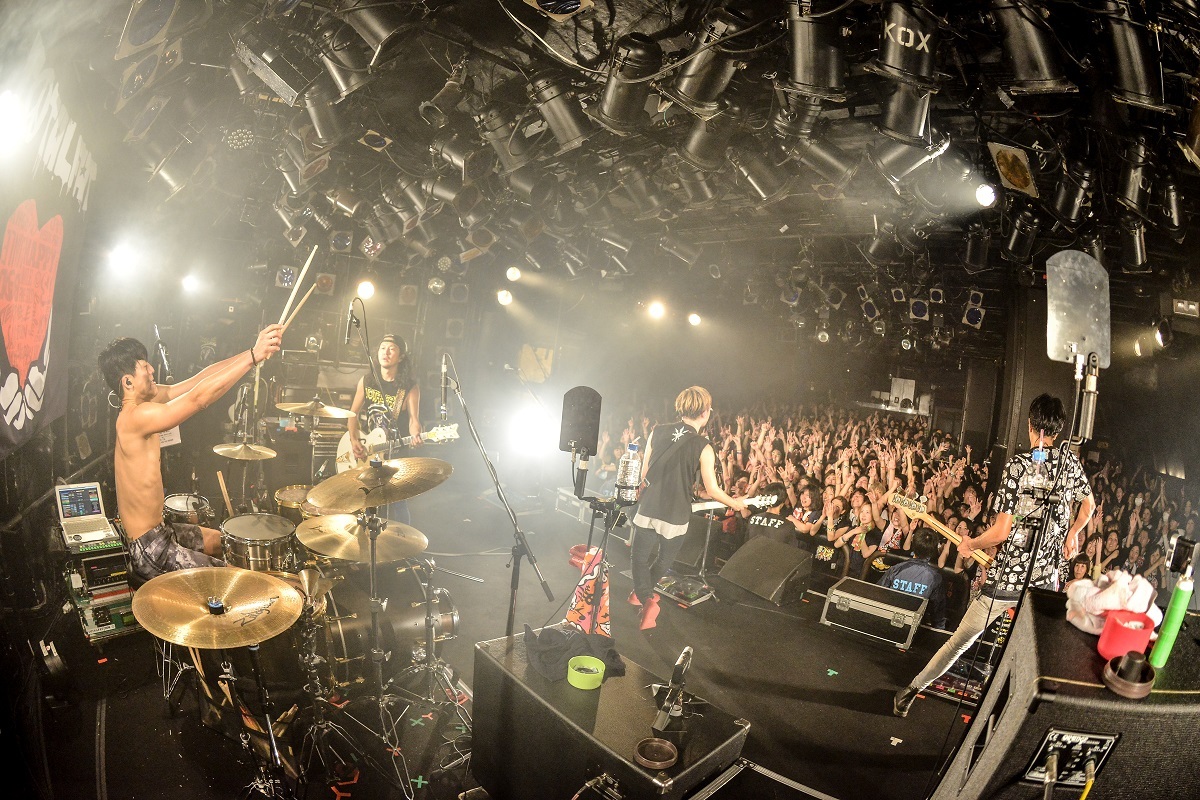 TOTALFAT　Photo by Azusa Takada