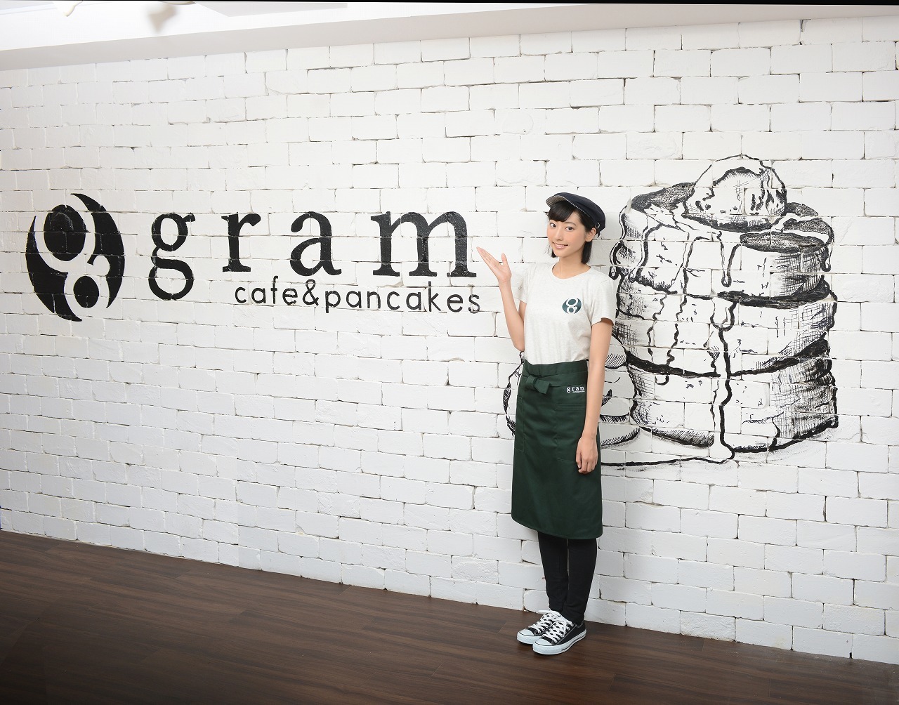 『cafe & pancakes gram』