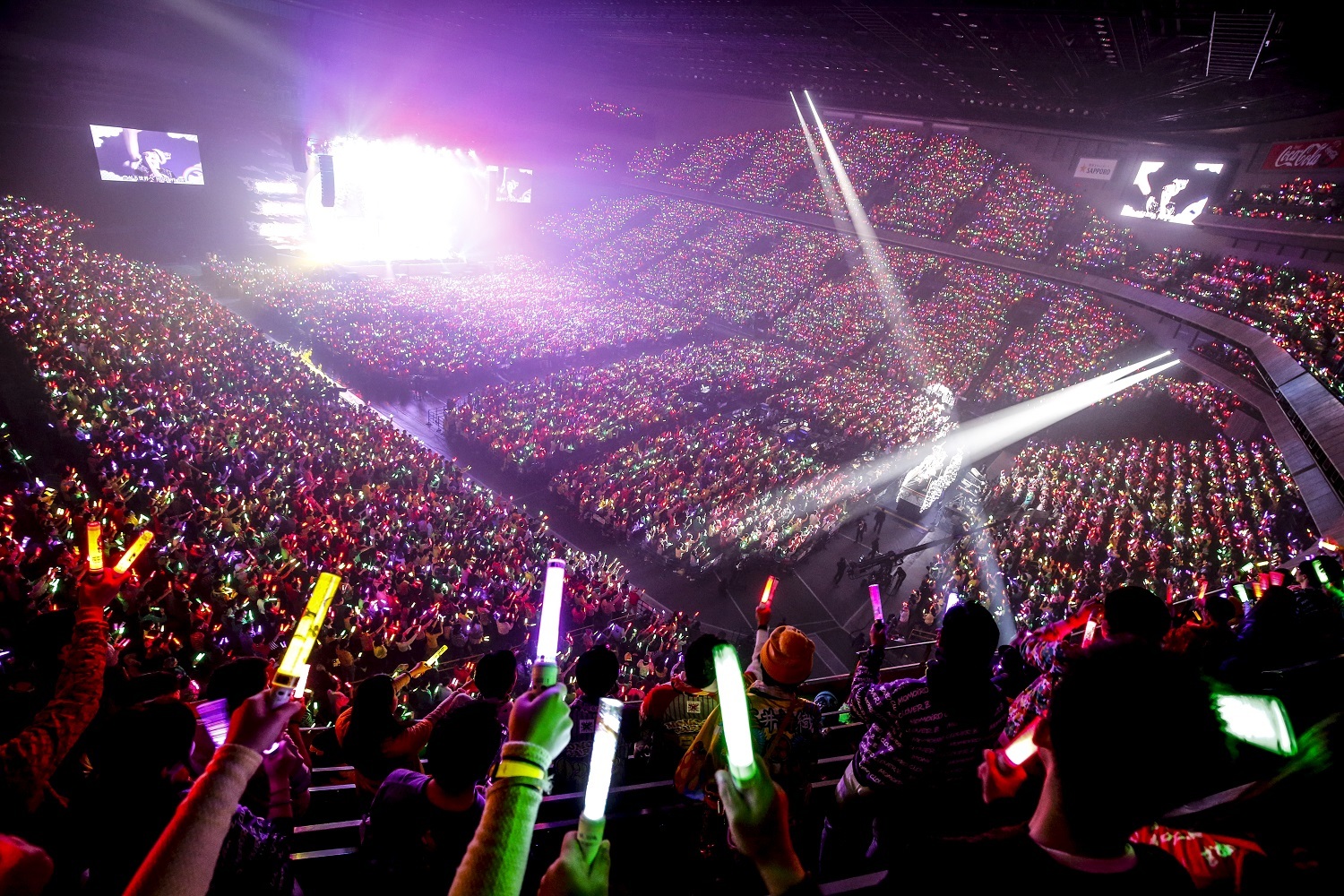 ももいろクローバーZ Photo by HAJIME KAMIIISAKA＋Z