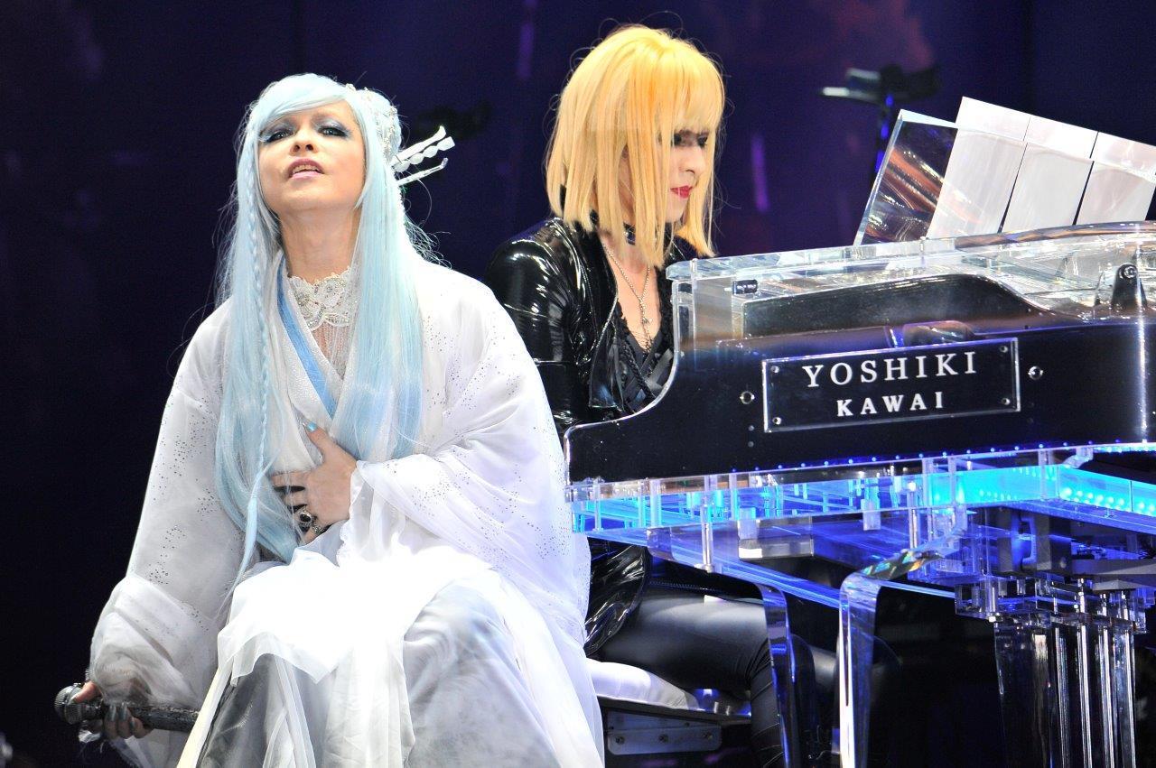 Yoshikiとhydeの名曲共演にdaigo これは完全にkgt 神々の集いだな Vamps主催 Halloween Party 17 最終日レポ Spice エンタメ特化型情報メディア スパイス