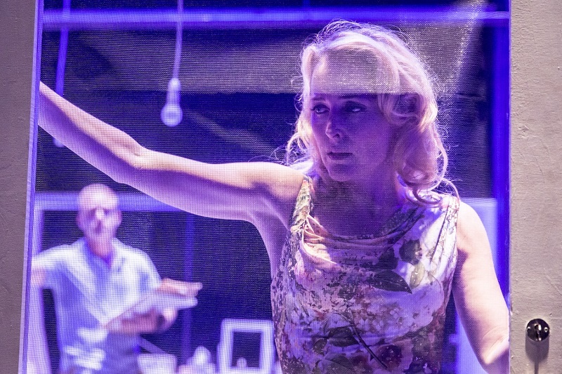 NTLive『欲望という名の電車』 　　　　　　　　　Photo by Johan Persson