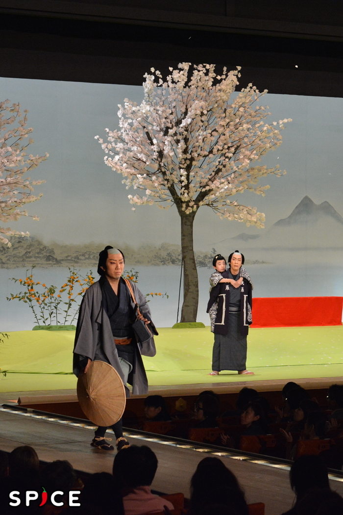 『荒川の佐吉』左より佐吉＝市川猿之助、辰五郎＝坂東巳之助