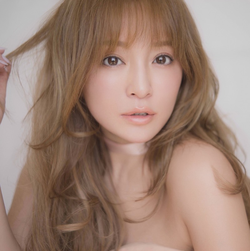 浜崎あゆみ、ライブ中の写真撮影が可能に 『STARTER BLACKLABEL