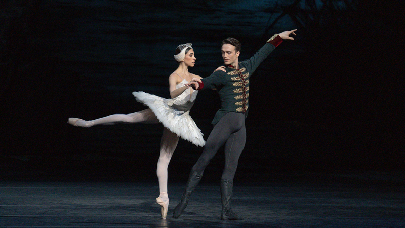 Yasmine Naghdi and Matthew Ball in Swan Lake photo by Andrej Uspensksi