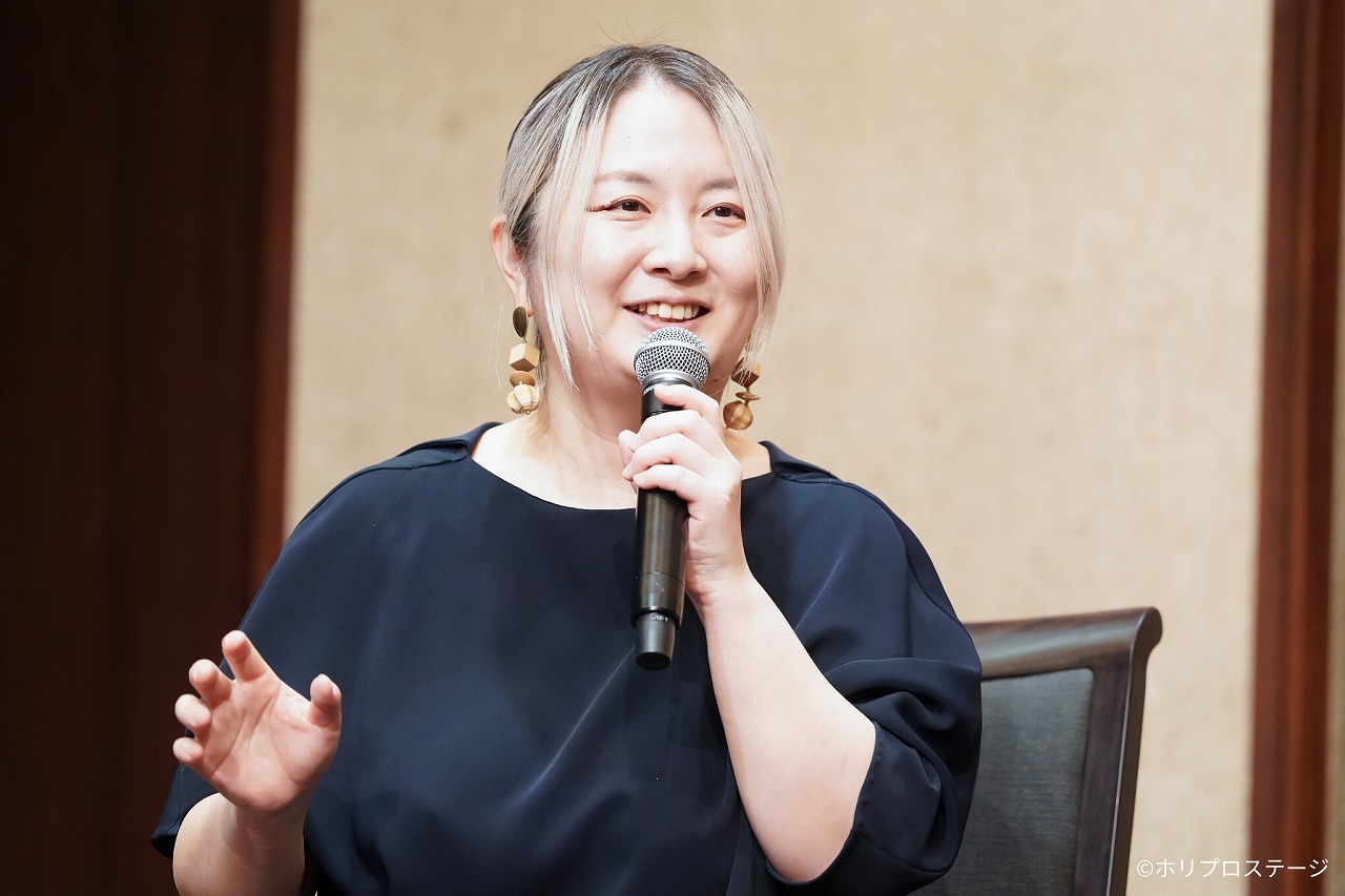 瀬戸山美咲（脚本・演出） 　　　　　　　　　撮影：田中亜紀