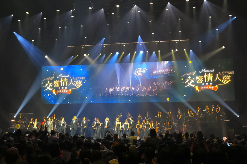 （写真提供：東宝演劇部）