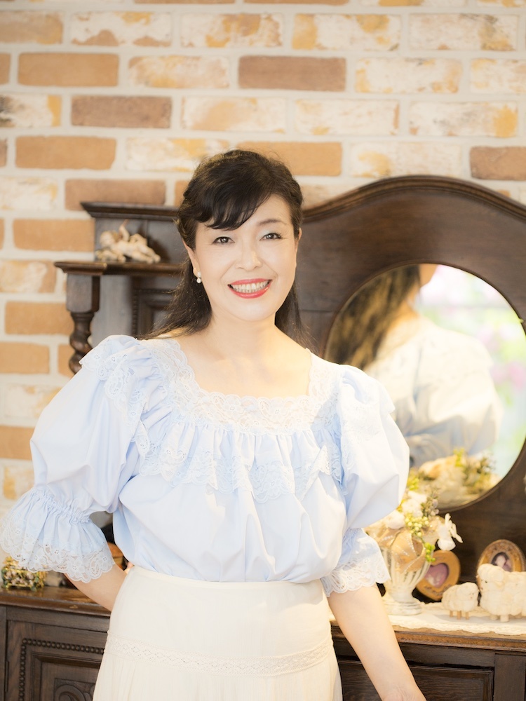 池田 理代子 (C)大野愛子