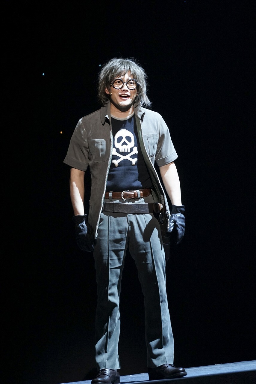 藤岡正明 　撮影：源 賀津己