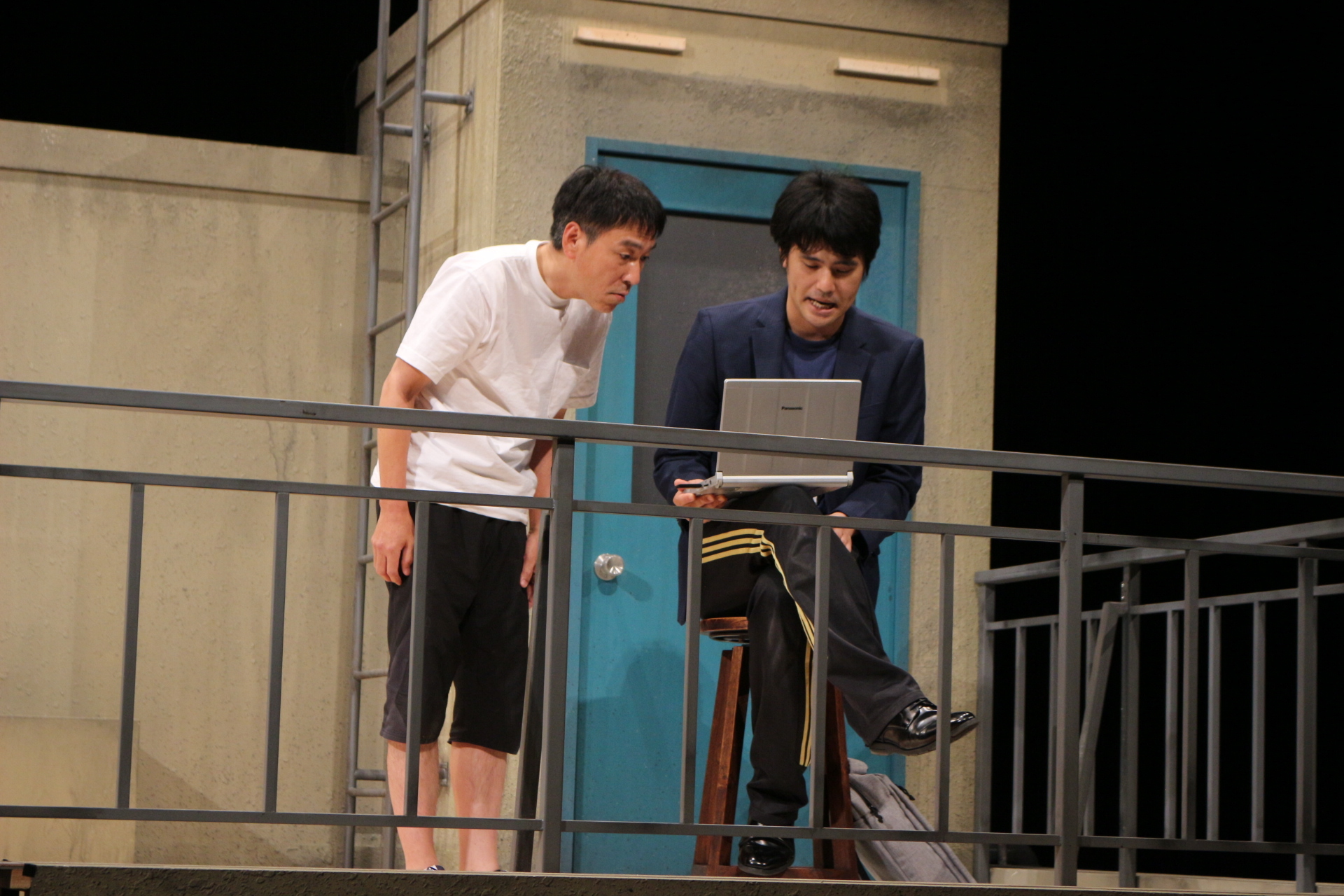 MONO特別企画『涙目コント』（土田英生脚本・演出、前川知大・横山拓也・平塚直隆脚本提供）の稽古風景。