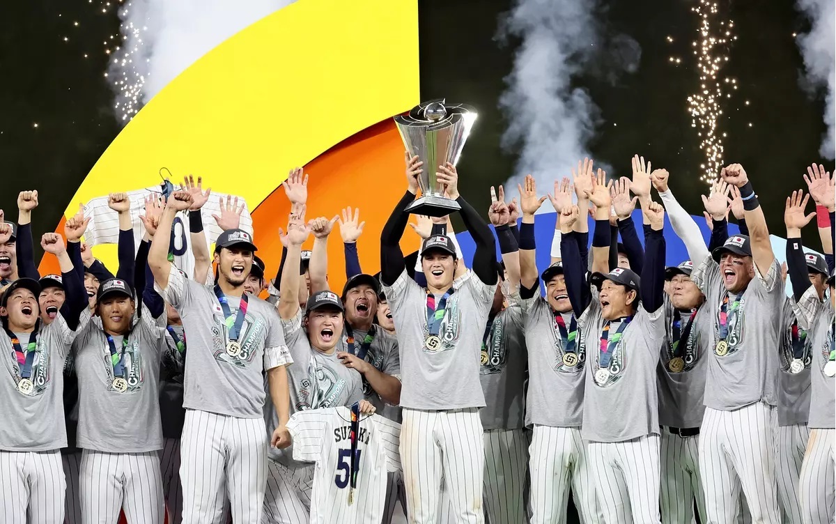 『2023ワールド・ベースボール・クラシック（2023WBC）』の優勝トロフィーが、東京ドームシティ内「プリズムホール」で展示される 写真：読売新聞社提供