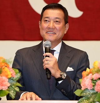 ジャイアンツ新監督に原辰徳が就任！「チーム一丸となって日本一を