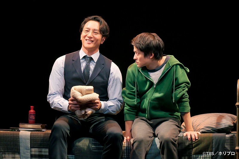 左より）ハリー・ポッター：大貫勇輔、アルバス・ポッター：福山康平（撮影：渡部孝弘）