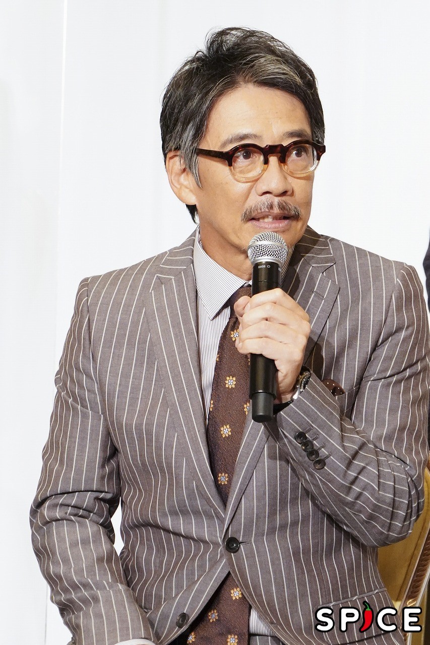 生瀬勝久 　撮影：田中亜紀