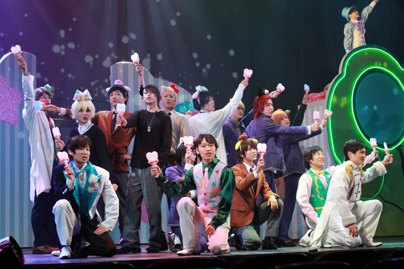(C)’76,’79,’88,’89,’93,’96,’01,’05,’13,’15,’18 SANRIO MSSB2018