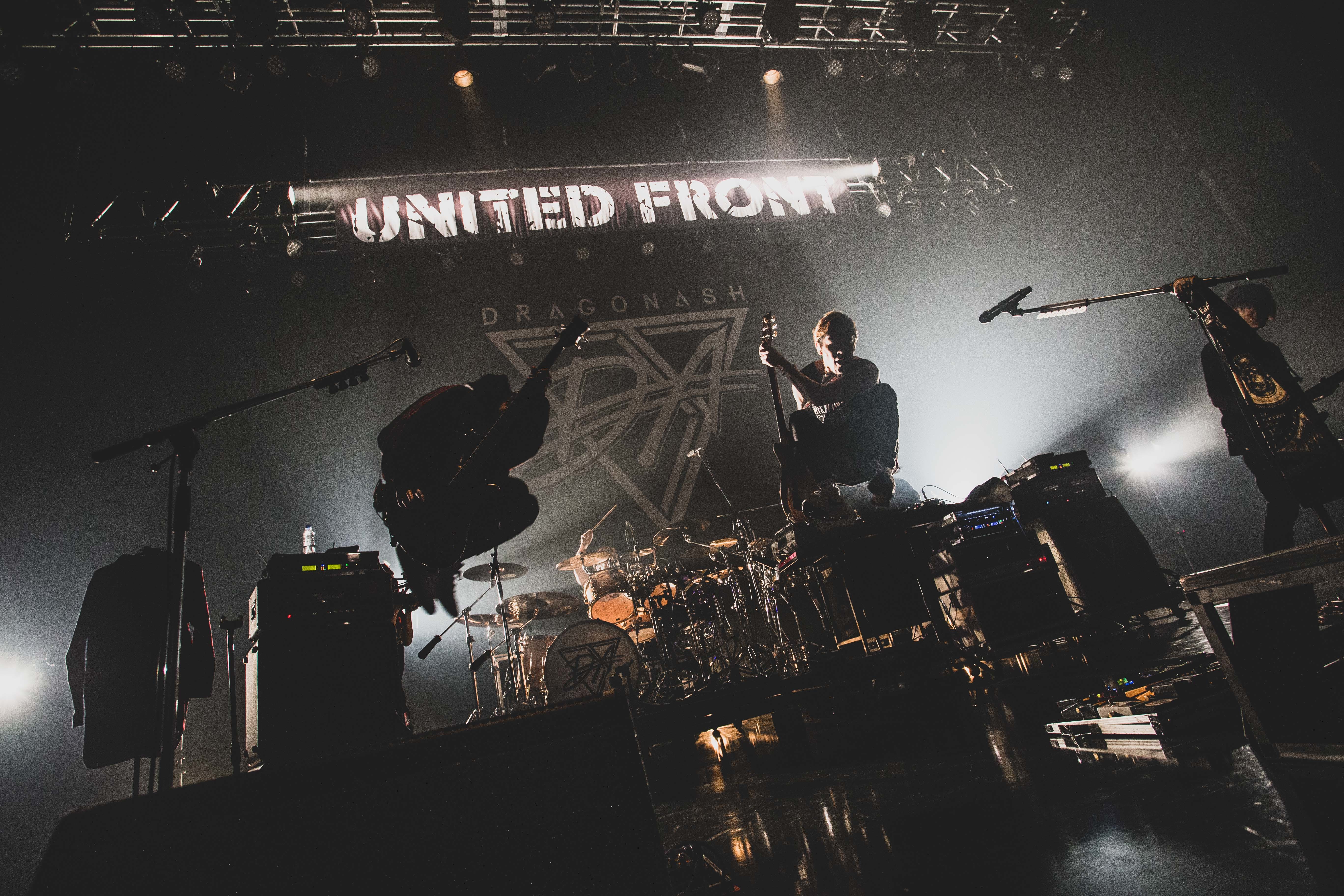 Dragon Ash、MONOEYSとの対バンライブ 『UNITED FRONT 2020』東京公演