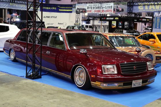 セダン部門 最優秀賞「NATS Low limo（NATS日本自動車大学校）」
