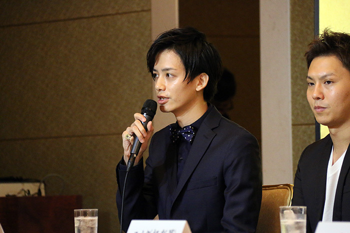 小野健斗、岡田亮輔