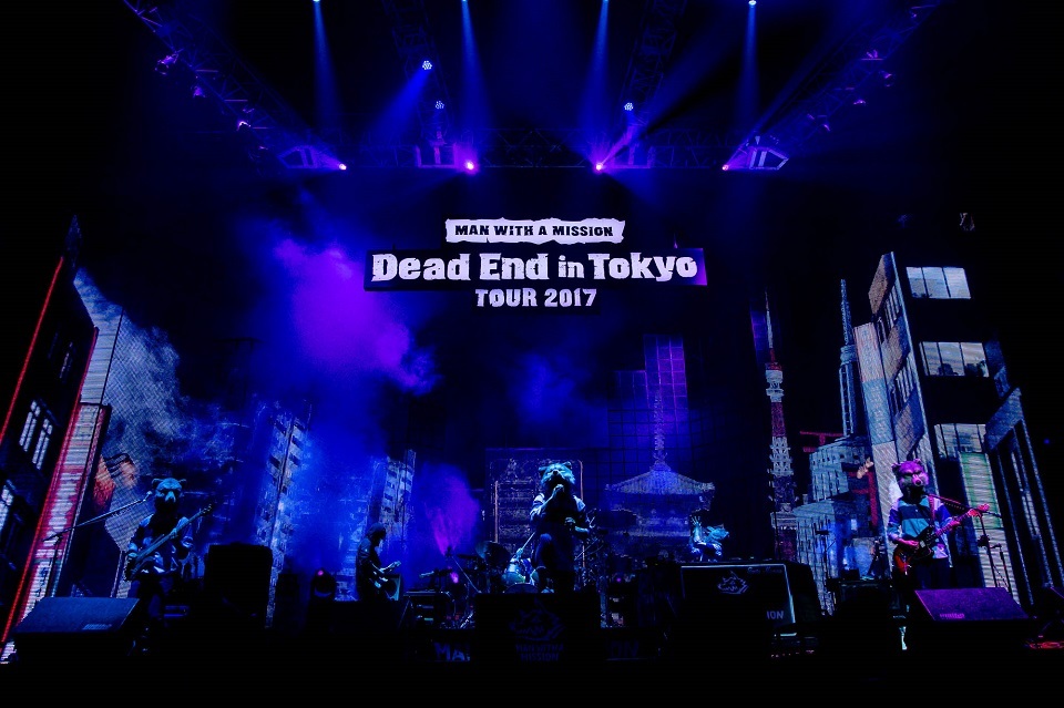 MAN WITH A MISSION 撮影＝Nobuyuki Kobayashi / Daisuke Sakai (FYD inc.)