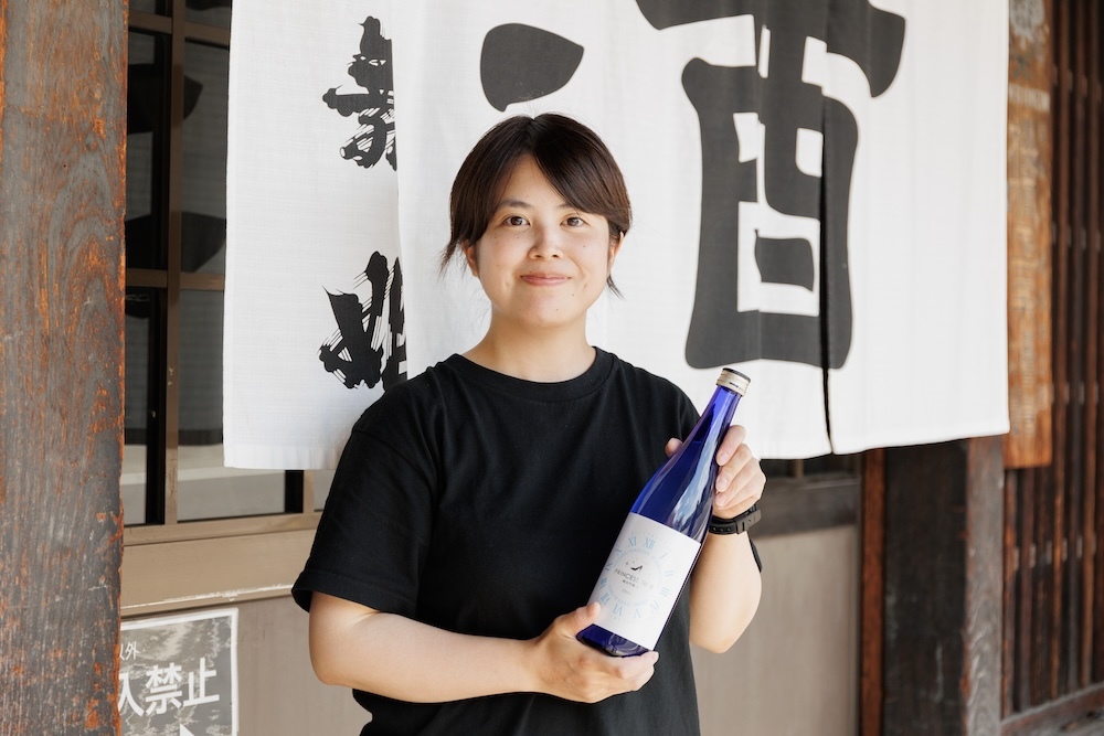「舞姫」にてお話をうかがった小林さん。 撮影：大塚正明