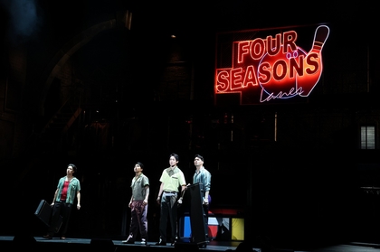 4人の男の光と影の軌跡を鮮烈に描き出す、ミュージカル『ジャージー・ボーイズ』チームGREENプレビュー公演レポート