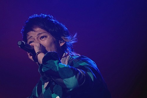 UVERworld、過去のレア曲だらけのセットリストでライブツアー開催 ...