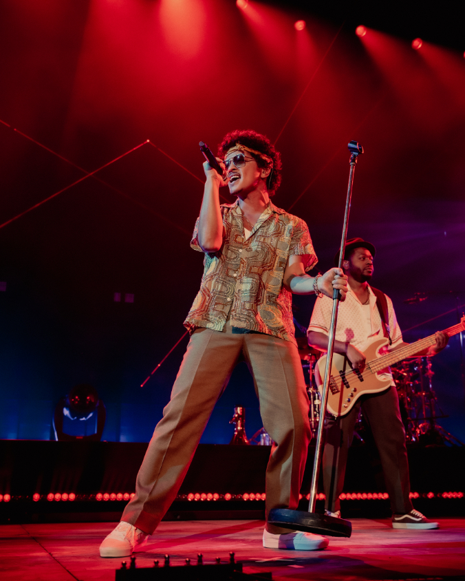 ブルーノ・マーズ、4年ぶり来日公演に約21万人が熱狂 『Bruno Mars Japan Tour 2022』東京ドーム公演ライブレポートが到着 |  SPICE - エンタメ特化型情報メディア スパイス