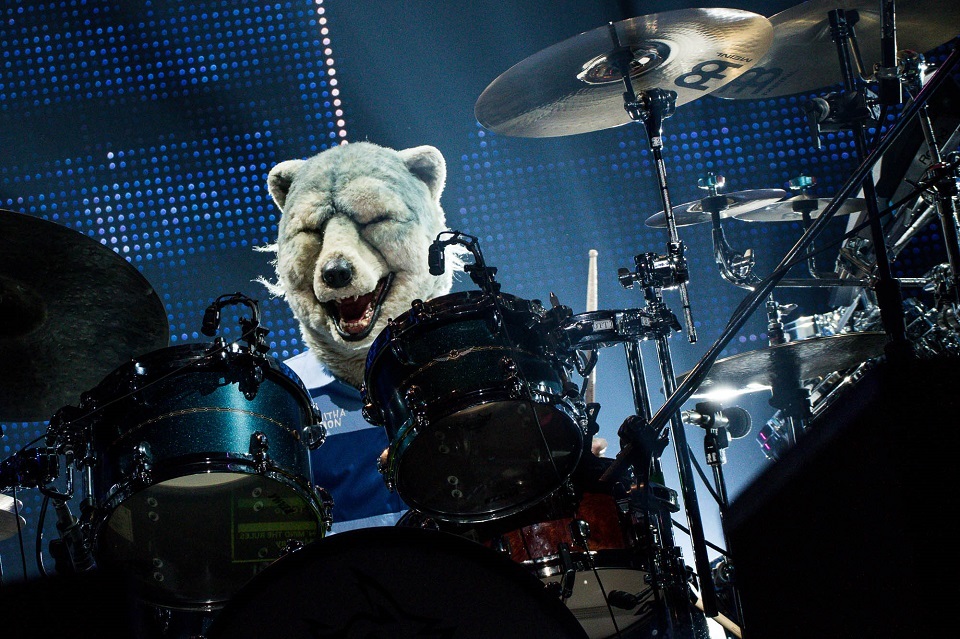 MAN WITH A MISSION 撮影＝Nobuyuki Kobayashi / Daisuke Sakai (FYD inc.)