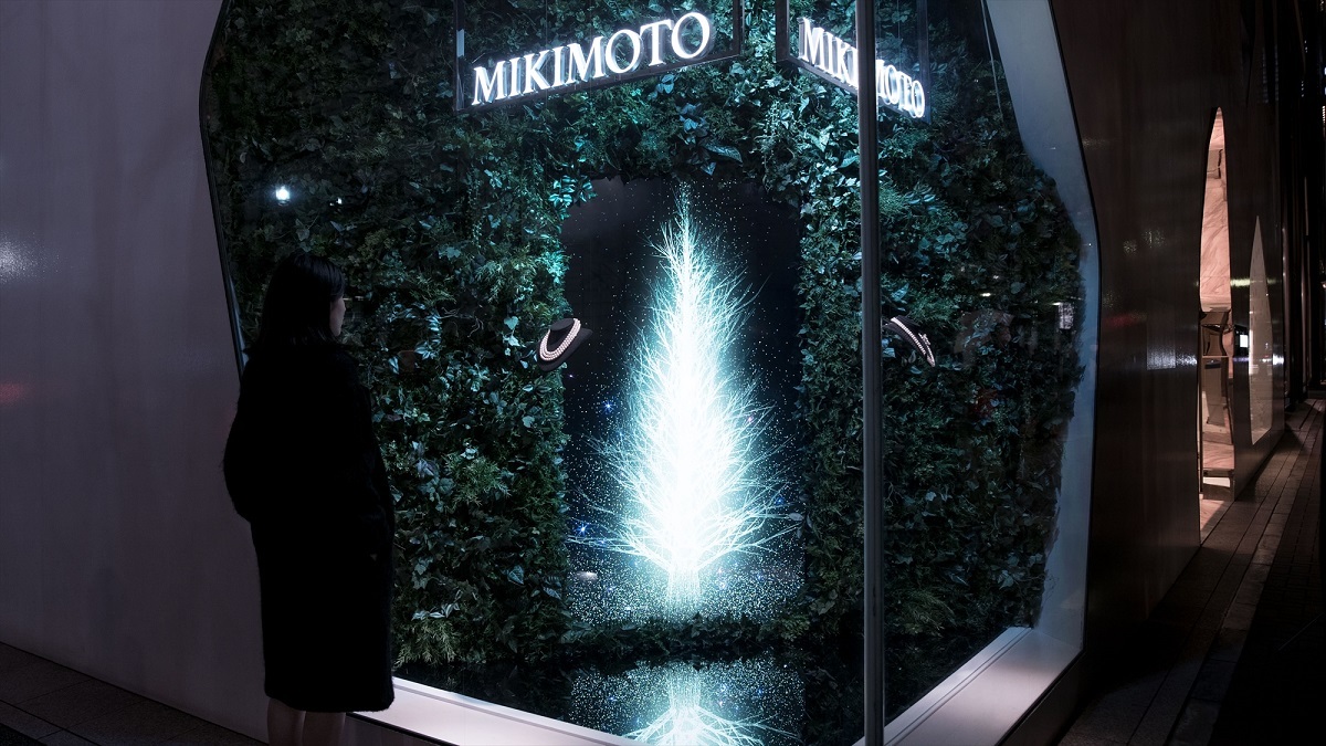 Sparkling Dream Tree by teamLab teamLab, 2016,  Interactive Digital Work, Endless