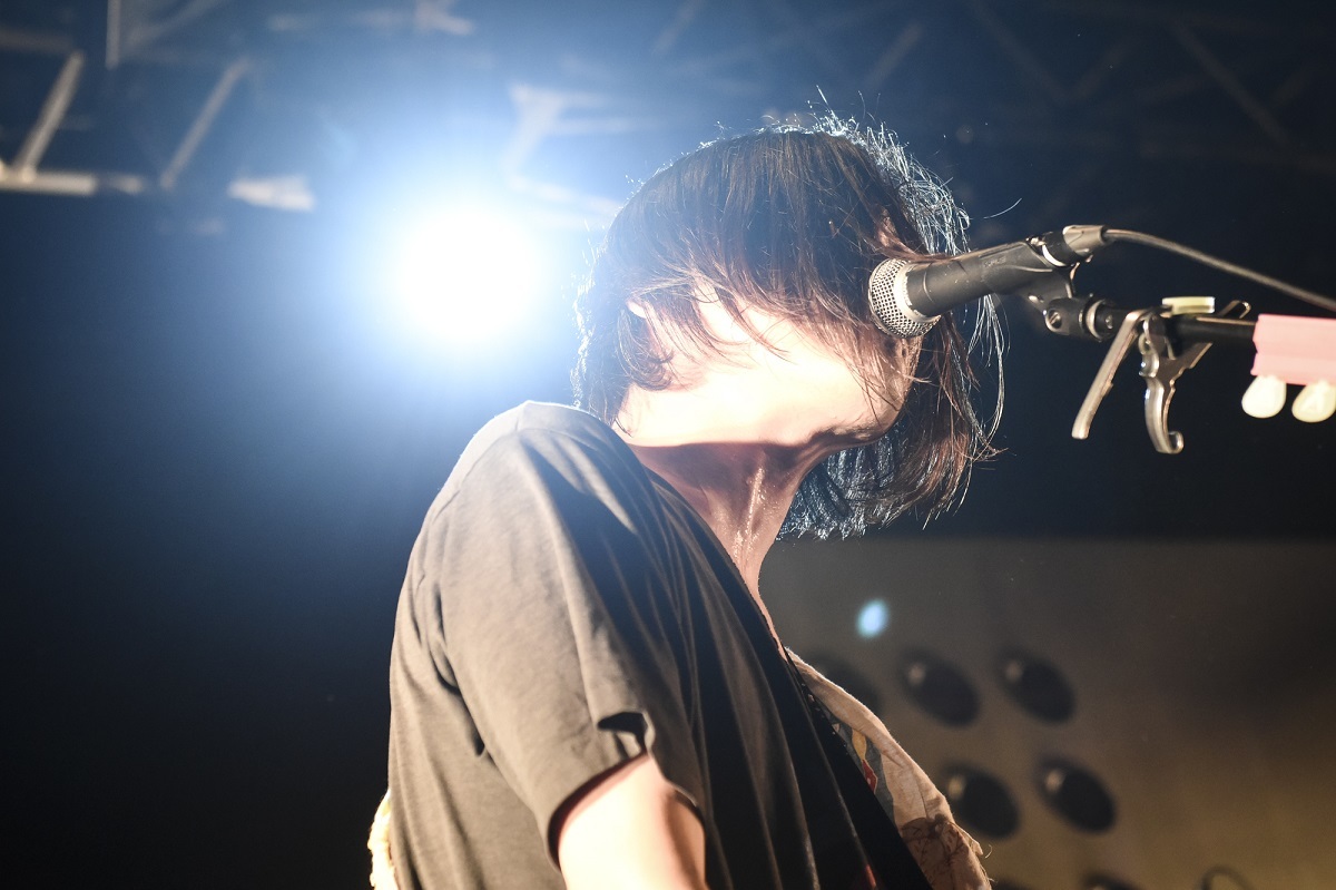 髭 撮影＝釘野孝宏