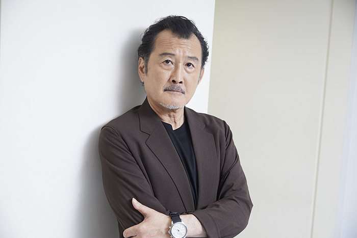 吉田鋼太郎