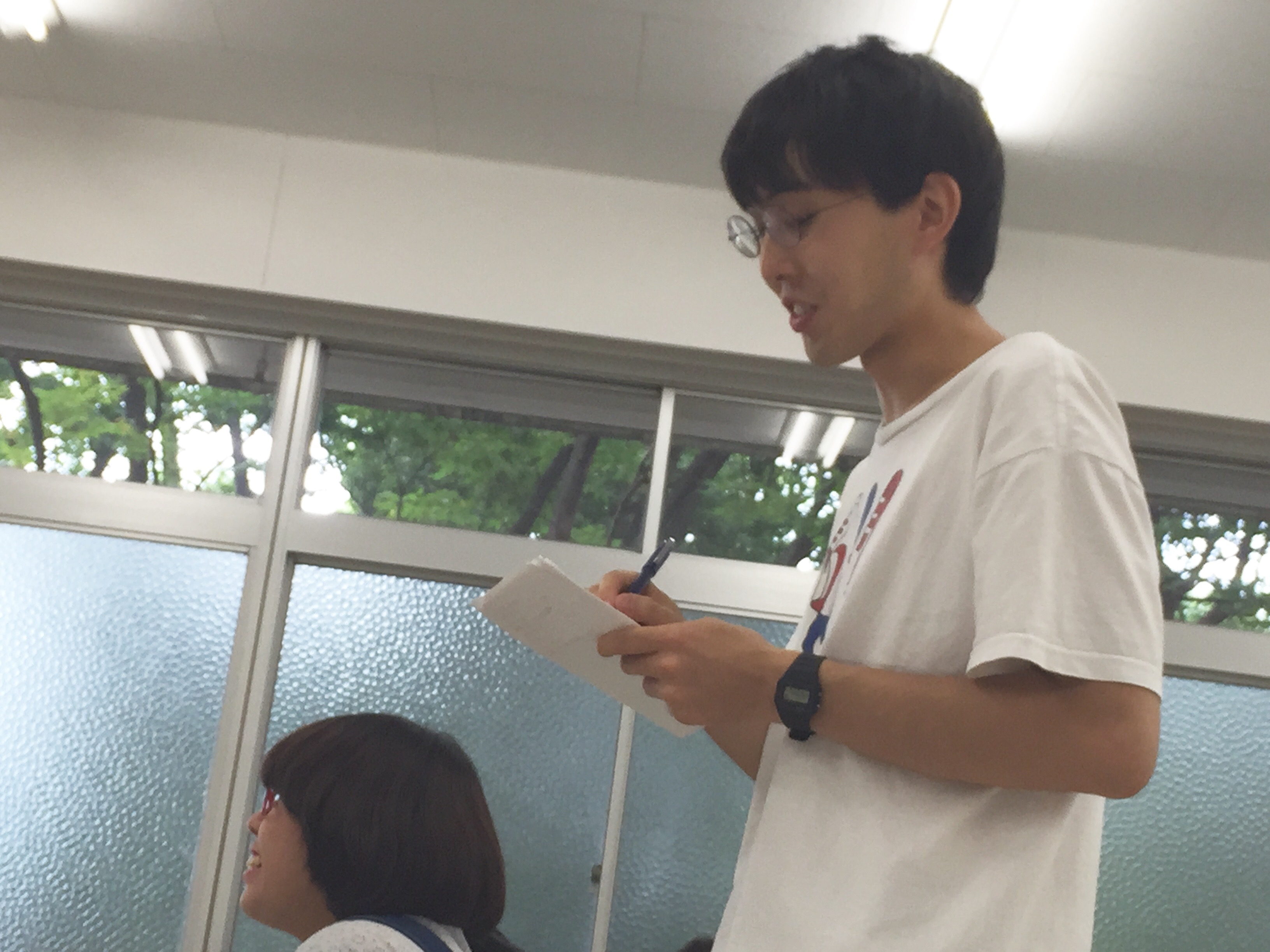 虫会主宰・作演出の伊藤拓