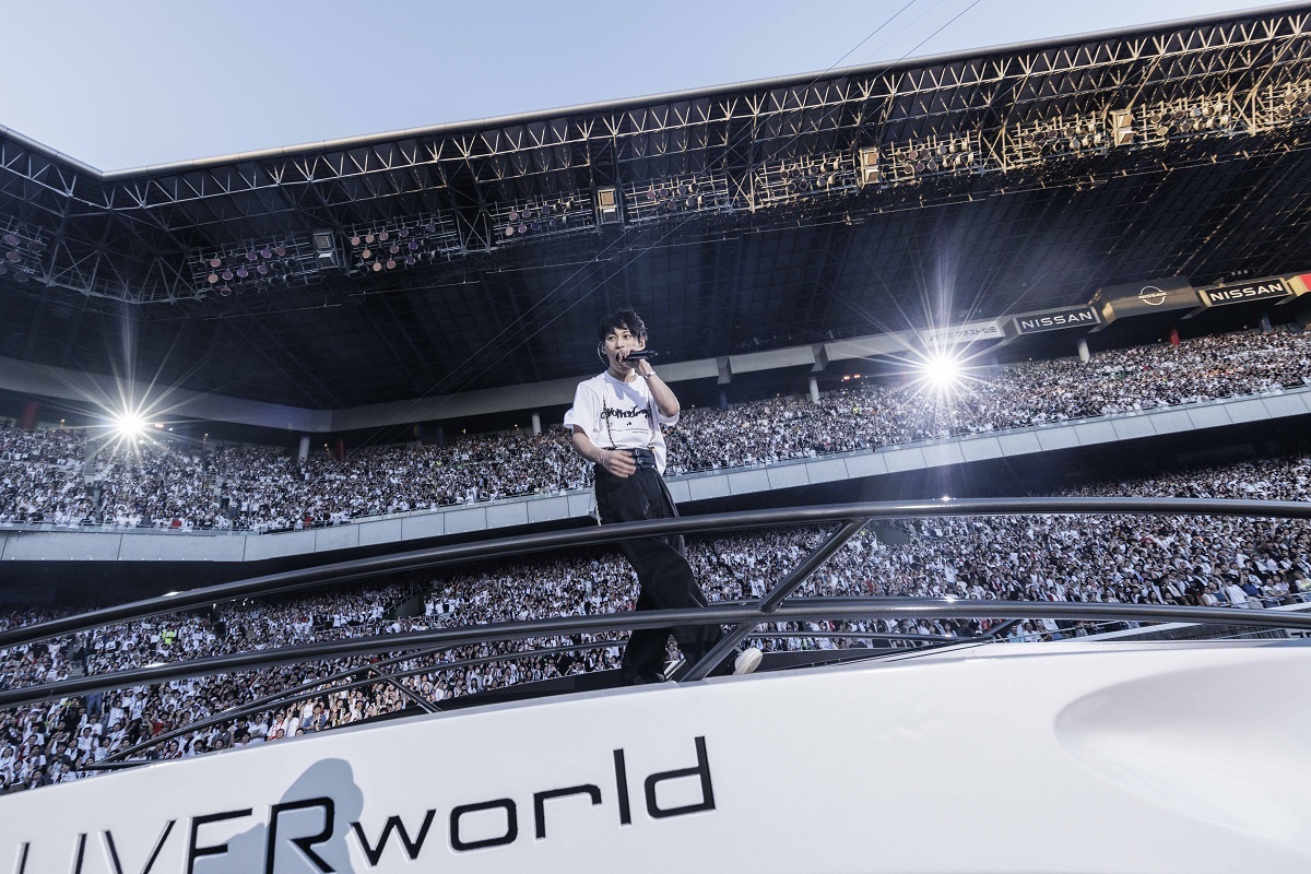 UVERworld/THE LIVE at NISSAN STADIUM 20… - www.rentrastockholm.se